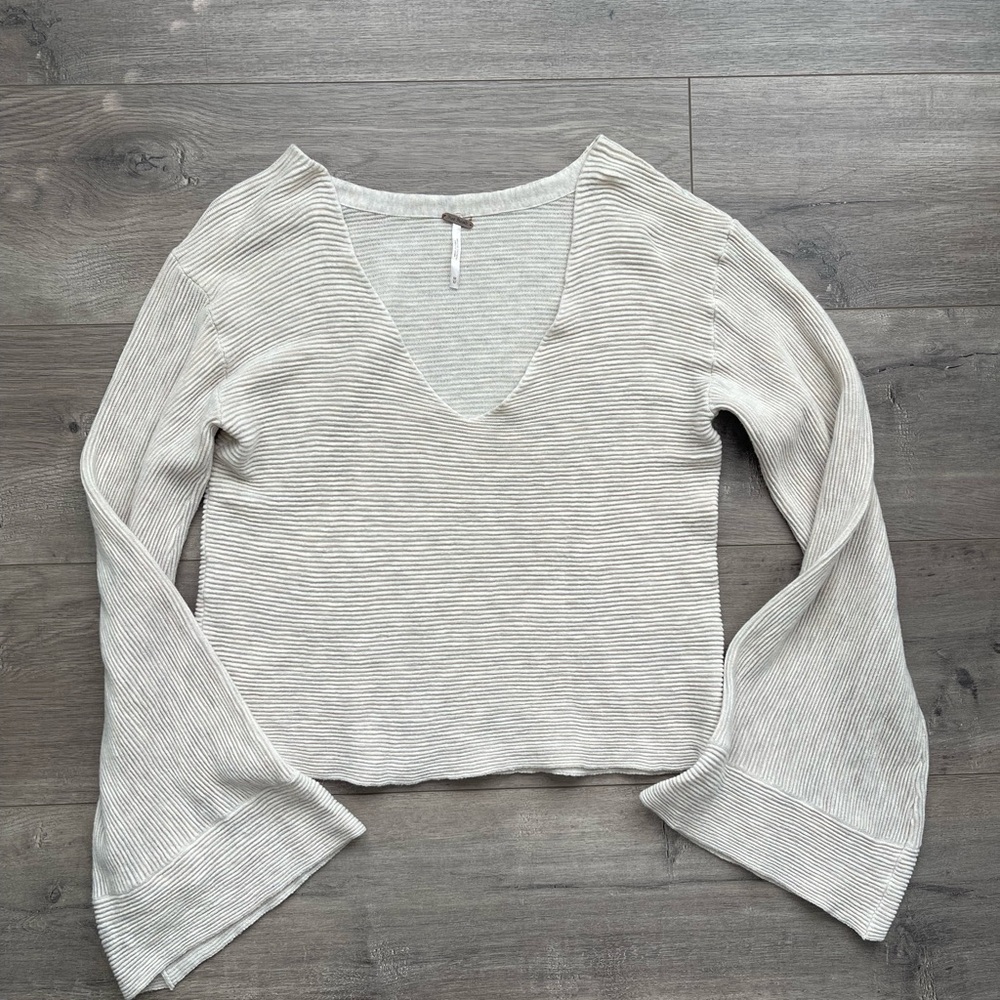Free People Cream Ribbed Crop bell sleeve sweater